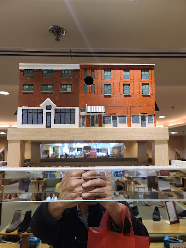 Shoe Store «Tops For Shoes», reviews and photos, 27 N Lexington Ave, Asheville, NC 28801, USA