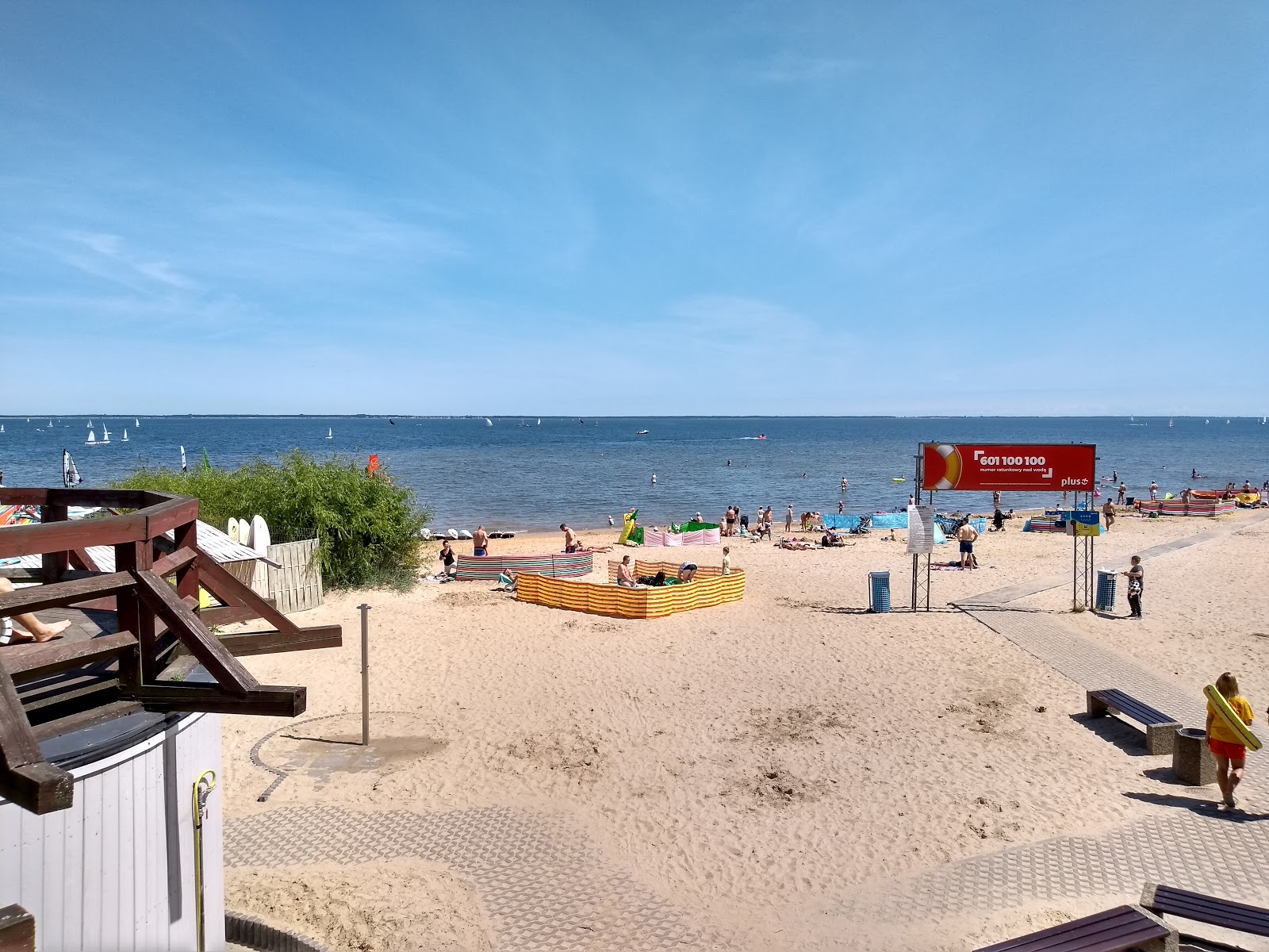 Foto van Puck Beach met helder fijn zand oppervlakte