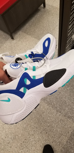 Clothing Store «Ross Dress for Less», reviews and photos, 4027 Commonwealth Ave, Eau Claire, WI 54701, USA