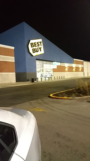Electronics Store «Best Buy», reviews and photos, 15854 South La Grange Road, Orland Park, IL 60462, USA