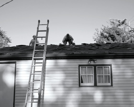 Roofing Contractor «Titan Roofing», reviews and photos, 932 Country Ln, Buffalo Grove, IL 60089, USA