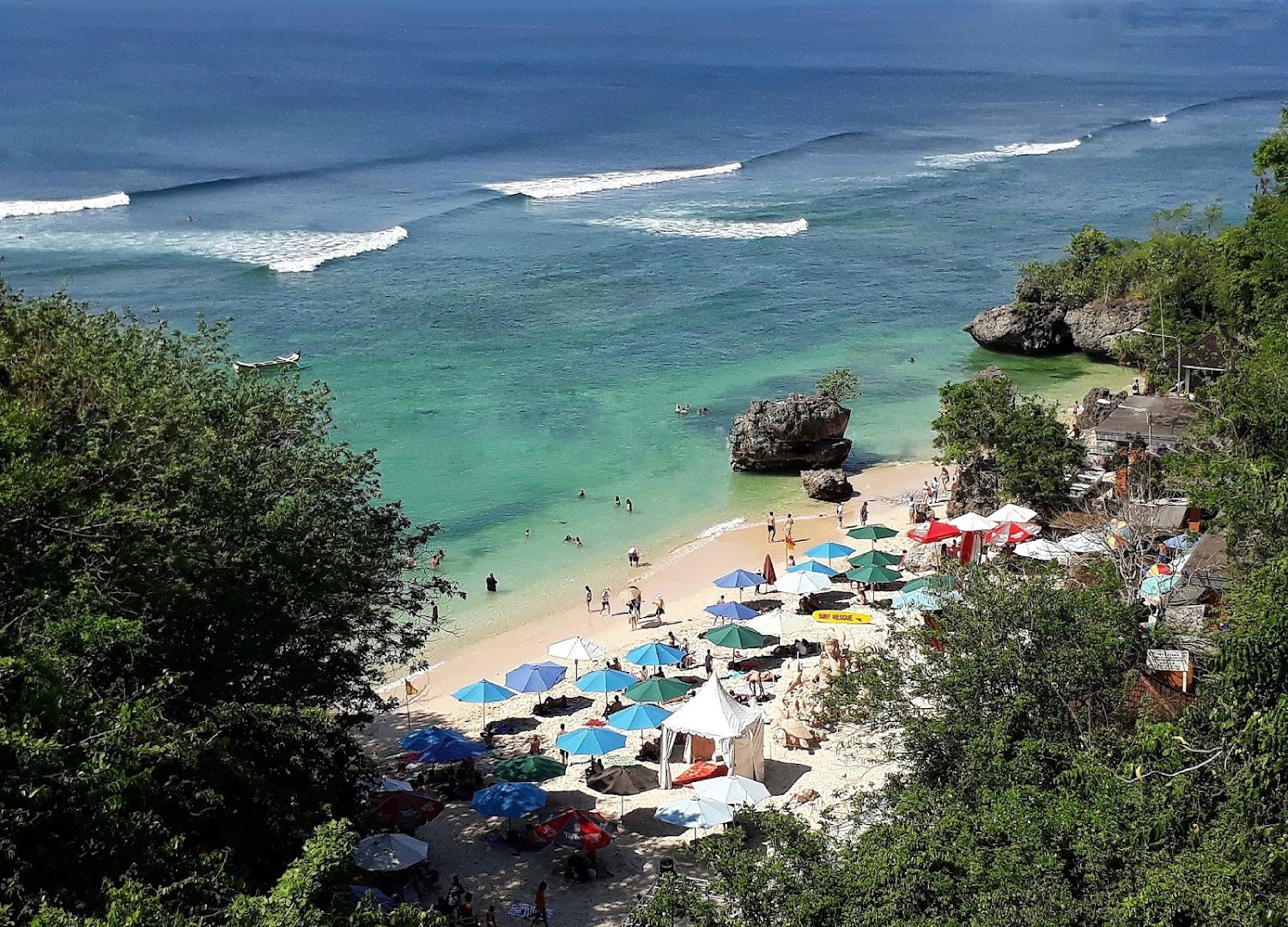 Pantai Padang Padang Photo