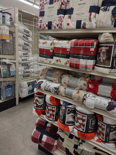 Discount Store «Big Lots», reviews and photos, 426 E Waterloo Rd, Akron, OH 44319, USA