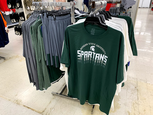 Discount Store «Kmart», reviews and photos, 2000 E 10 Mile Rd, Warren, MI 48091, USA