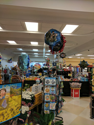 Grocery Store «Family Fare Supermarket», reviews and photos, 1415 Fulton St E, Grand Rapids, MI 49503, USA