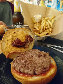 Plats et boissons du Restaurant de hamburgers Edmond Burger à Bordeaux - n°18