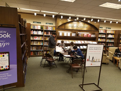 Book Store «Barnes & Noble», reviews and photos, 7020 Valley Creek Rd, Woodbury, MN 55125, USA