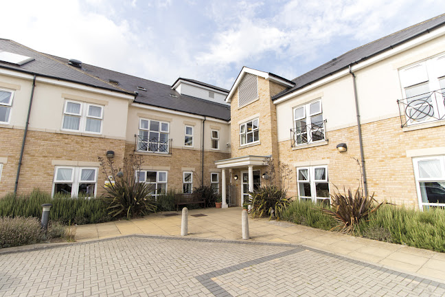 Comments and reviews of Handford House Care Home