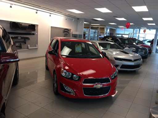 Car Dealer «Vic Canever Chevrolet», reviews and photos, 3000 Owen Rd, Fenton, MI 48430, USA