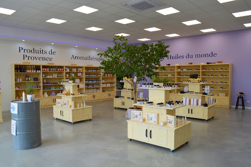 Magasin d'aromathérapie L'essentiel en Provence Saint-Paul-Trois-Châteaux