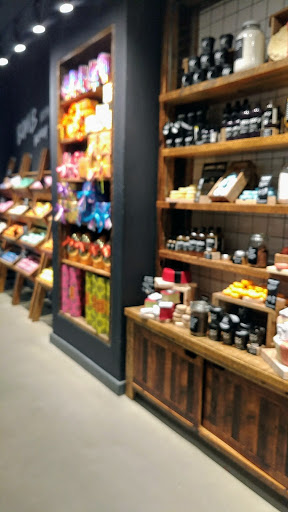 Cosmetics Store «LUSH», reviews and photos, 575 Bellevue Way NE #128, Bellevue, WA 98004, USA
