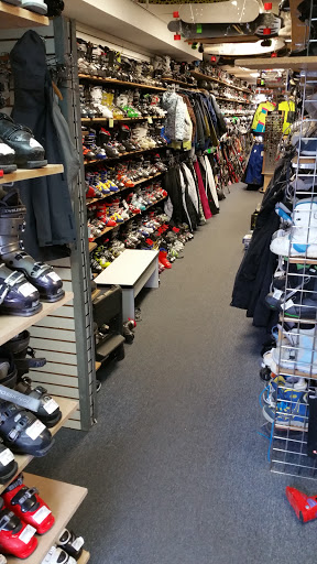 Sporting Goods Store «Play It Again Sports», reviews and photos, 15 S Main St, West Hartford, CT 06107, USA