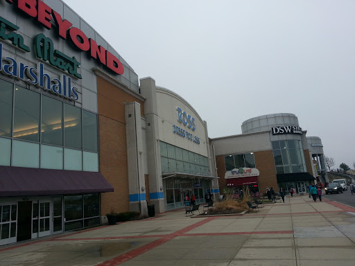 Department Store «Nordstrom Rack Orland Park Place», reviews and photos, 140 Orland Park Pl, Orland Park, IL 60462, USA