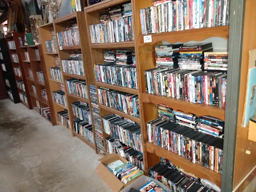 Flea Market «Awesome Deals Flea Market», reviews and photos, 19331 28th St, Long Beach, MS 39560, USA