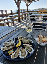 Plats et boissons du Bar-restaurant à huîtres Bar à Huîtres Le Møllin par l'huître de la Pointe à Bourcefranc-le-Chapus - n°4