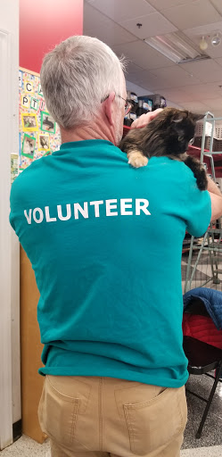 Pet Supply Store «Petco Animal Supplies», reviews and photos, 975 NW Gilman Blvd E, Issaquah, WA 98027, USA