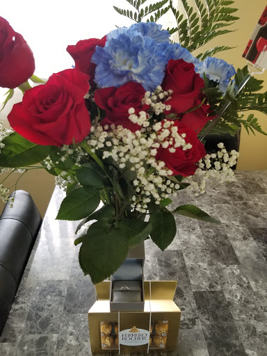 Florist «Flowers By Lobb», reviews and photos, 1382 Fort St, Lincoln Park, MI 48146, USA