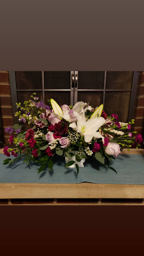 Florist «Fresh and Silk Flowers», reviews and photos, 578 W Army Trail Rd, Carol Stream, IL 60188, USA