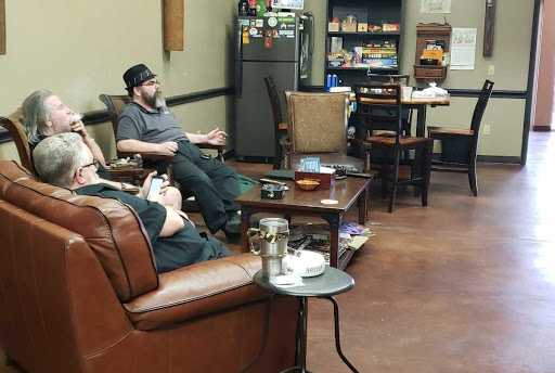 Cigar Shop «Tobacco Exchange (Moore)», reviews and photos, 824 SW 27th St b, Moore, OK 73160, USA