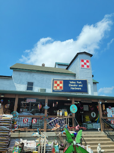 Hardware Store «Valley Park Elevator & Hardware», reviews and photos, 2 Marshall Rd, Valley Park, MO 63088, USA