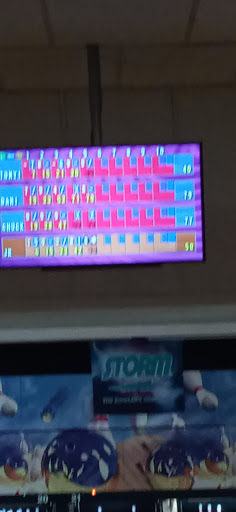 Bowling Alley «Capri Bowling Lanes», reviews and photos, 2727 S Dixie Dr, Dayton, OH 45409, USA