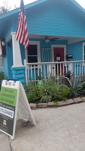 Car Wash «THE OASIS HAND CAR WASH & DETAIL CENTER», reviews and photos, 930 Malone St, Houston, TX 77007, USA