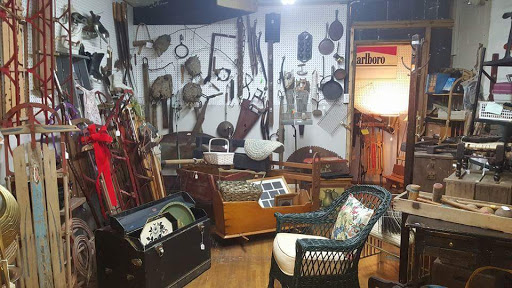 Antique Furniture Store «Useful Things Antiques & Collectibles Store», reviews and photos, 11 Crenshaw Ln, Coxs Creek, KY 40013, USA