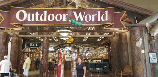 Sporting Goods Store «Bass Pro Shops», reviews and photos, 5000 Katy Mills Cir #415, Katy, TX 77494, USA