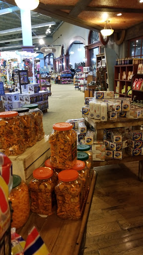 Sporting Goods Store «Bass Pro Shops», reviews and photos, 200 Gulf Stream Way, Dania Beach, FL 33004, USA