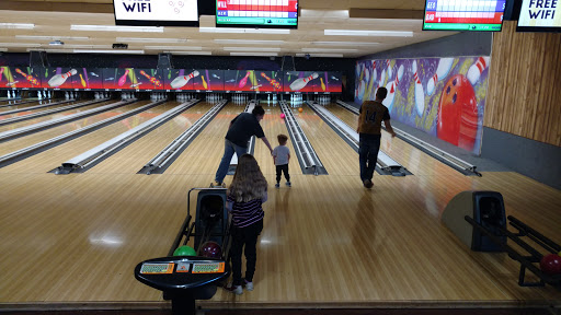 Bowling Alley «Game of Fairfeld», reviews and photos, 5181 Dixie Hwy, Fairfield, OH 45014, USA