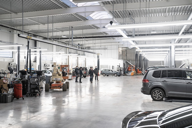 Beoordelingen van Volkswagen Bedrijfsvoertuigen MIG Motors Gent Noord in Gent - Motorzaak