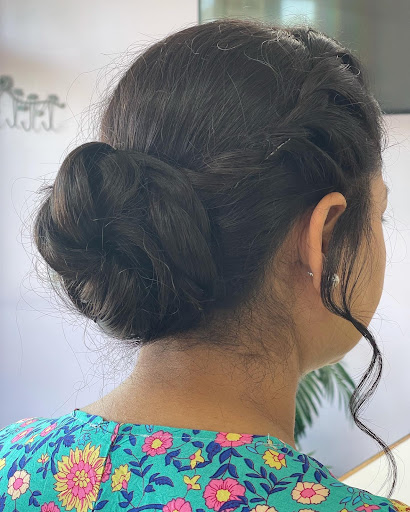 Beauty Salon «SAKHI SALON», reviews and photos, 939 W Golf Rd, Schaumburg, IL 60194, USA