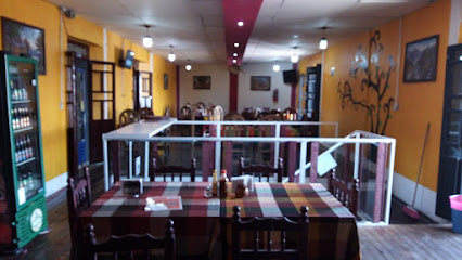 La Antigua Restaurante Excelencia en Mariscos - parque municipal, Calle 3 Ote. No. 2, antes Hidalgo, colonia centro aún lado del Oxxo Centro primer cuadro, 73300 Chignahuapan, Pue., Mexico