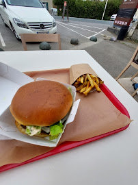 Plats et boissons du Restaurant de hamburgers MOOD Burger à Bayonne - n°5