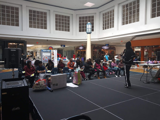 Shopping Mall «Military Circle Mall», reviews and photos, 880 North Military Highway, Norfolk, VA 23502, USA