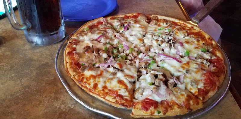 #1 best pizza place in Joplin - Gusano's Chicago Style Pizzeria