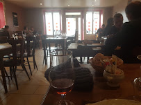Atmosphère du Restaurant Café De La Mairie. à Les Forges - n°1