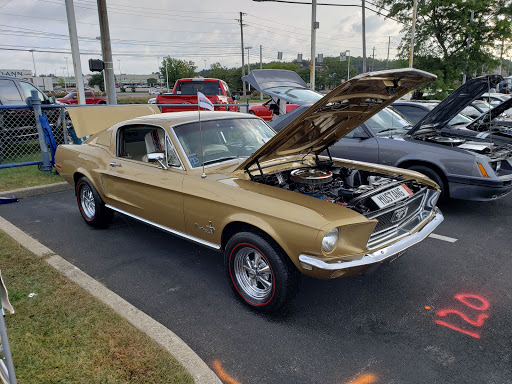 Used Car Dealer «Montrose Ford in Fairlawn», reviews and photos, 3960 Medina Rd, Fairlawn, OH 44333, USA