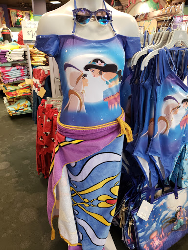 Toy Store «Disney Store», reviews and photos, 550 Brandon Town Center Dr, Brandon, FL 33511, USA