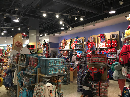 Toy Store «Disney Store», reviews and photos, E Golf Rd & N Meacham Rd, Schaumburg, IL 60173, USA