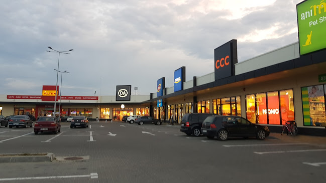 Vaslui Strip Mall, Strada Decebal, Vaslui 730085, România