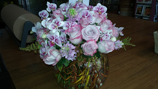 Florist «Urban Florist», reviews and photos, 5310 W 8th St, Los Angeles, CA 90036, USA