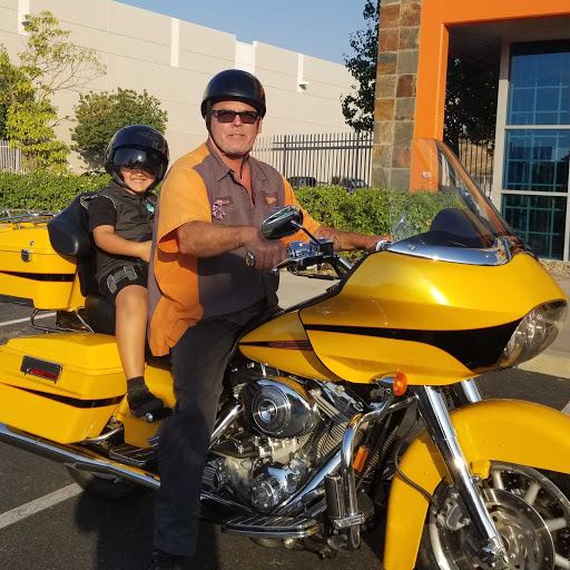 Harley-Davidson Dealer «Santa Clarita Harley-Davidson», reviews and photos, 21130 Centre Pointe Pkwy, Santa Clarita, CA 91350, USA