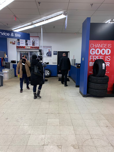 Auto Parts Store «Pep Boys Auto Parts & Service», reviews and photos, 5220 Touhy Ave, Skokie, IL 60077, USA