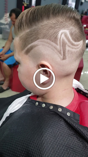 Barber Shop «Gente De Zona Barbershop», reviews and photos, 6821 W Hillsborough Ave, Tampa, FL 33634, USA