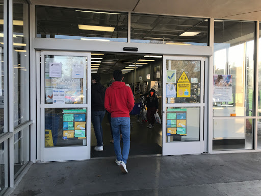 Thrift Store «Goodwill of Silicon Valley», reviews and photos, 855 E El Camino Real, Mountain View, CA 94040, USA