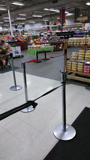 Supermarket «TOPS Friendly Markets», reviews and photos, 710 Lake Ave, Rochester, NY 14613, USA