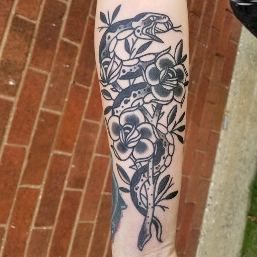 Skinny Buddha Tattoo, 203 S Monroe Ave, Green Bay, WI 54301, USA, 