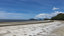 Sam Phraya Beach'in fotoğrafı doğal alan içinde bulunmaktadır
