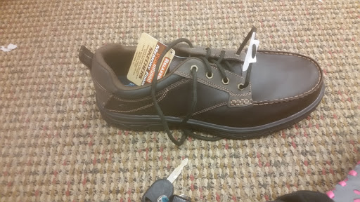 Shoe Store «Famous Footwear», reviews and photos, 1453 W Interstate 240 Service Rd, Oklahoma City, OK 73159, USA